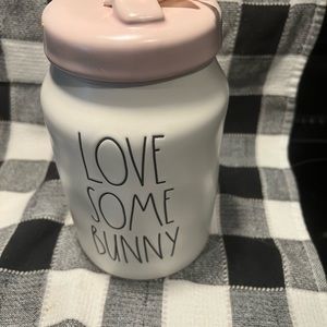 Rae Dunn love some bunny canister.